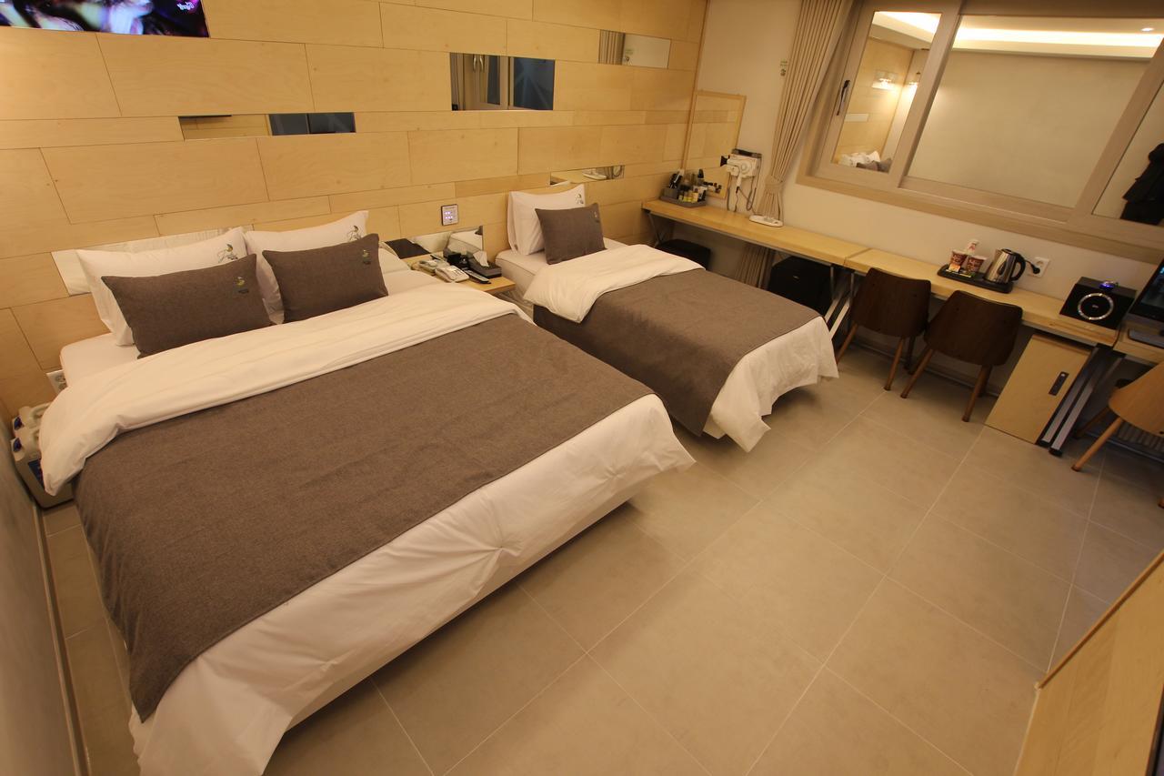 Jade Hotel Ulsan Exterior photo